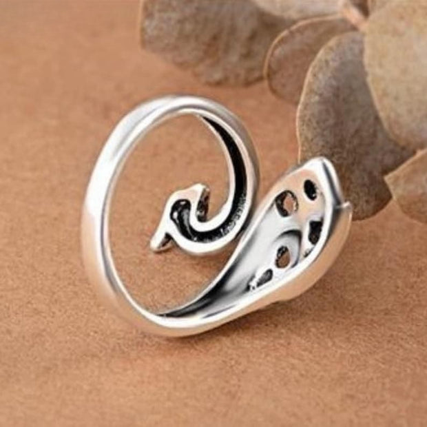 Adjustable Knitting Ring, Yarn Guide, Crochet Tension Ring